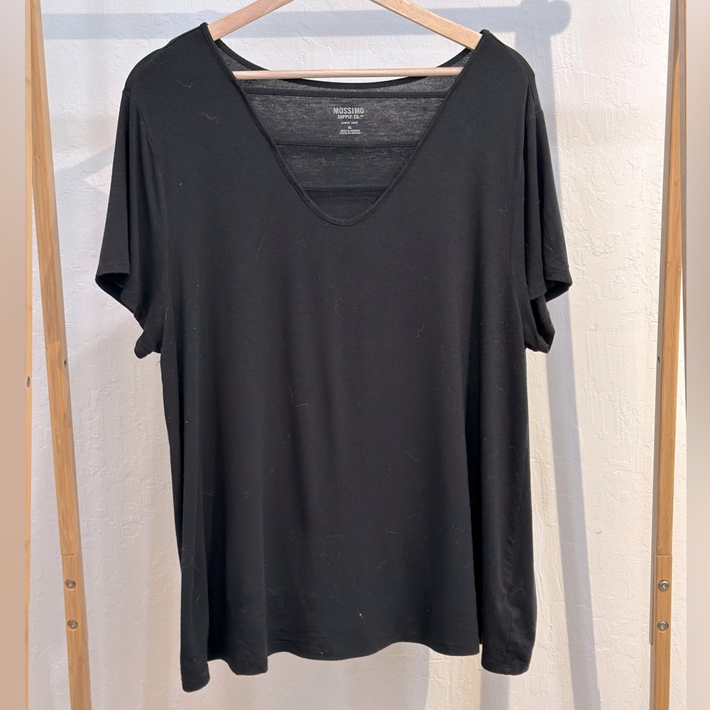 Mossimo Supply Co. Black Soft Tee. XL